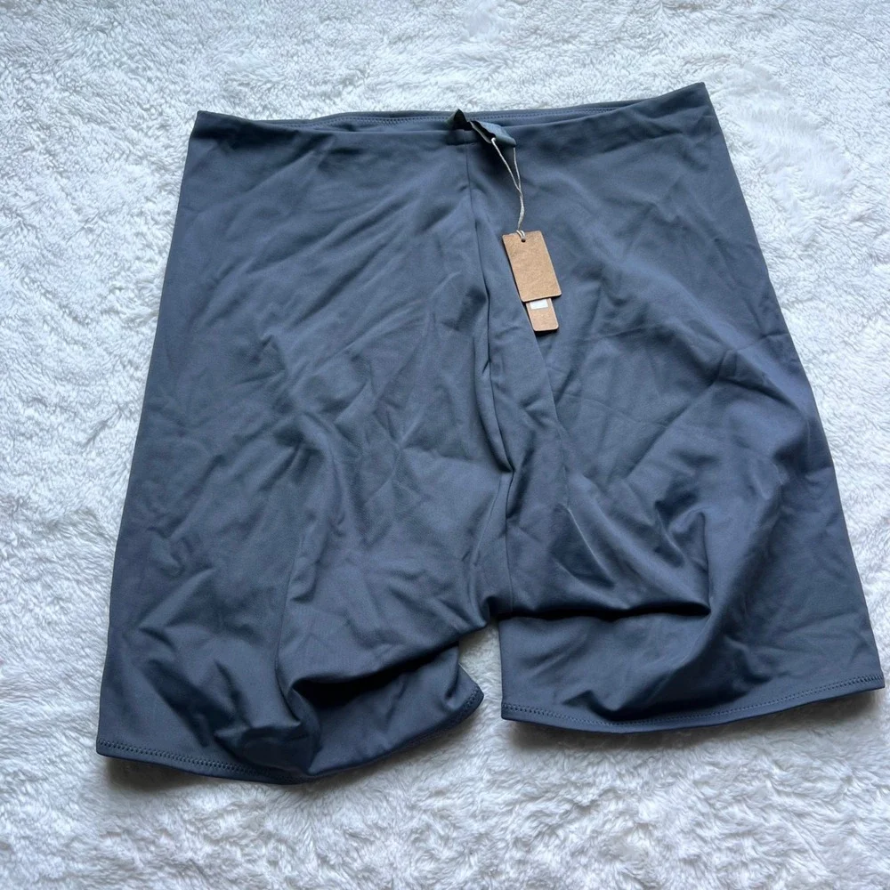 SKIMS Mid Thigh Bodyshort Gunmetal Grey High Waist Swim SW-MWS-0122 Size Large